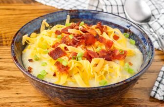 Creamy Cauliflower Potato Soup – Barefeet within the Kitchen