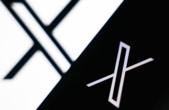 X is as soon as once more promoting checkmarks to US sanctioned teams, report says