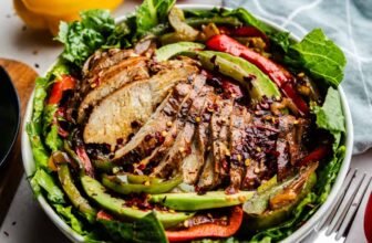 Skinny Hen Fajita Salad