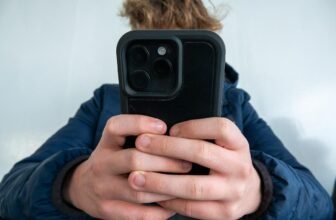 Apple’s iOS 26 requires children to get parental permission to textual content new numbers