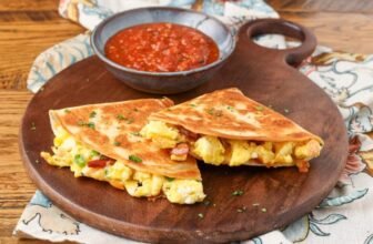 Breakfast Quesadilla – Barefeet within the Kitchen